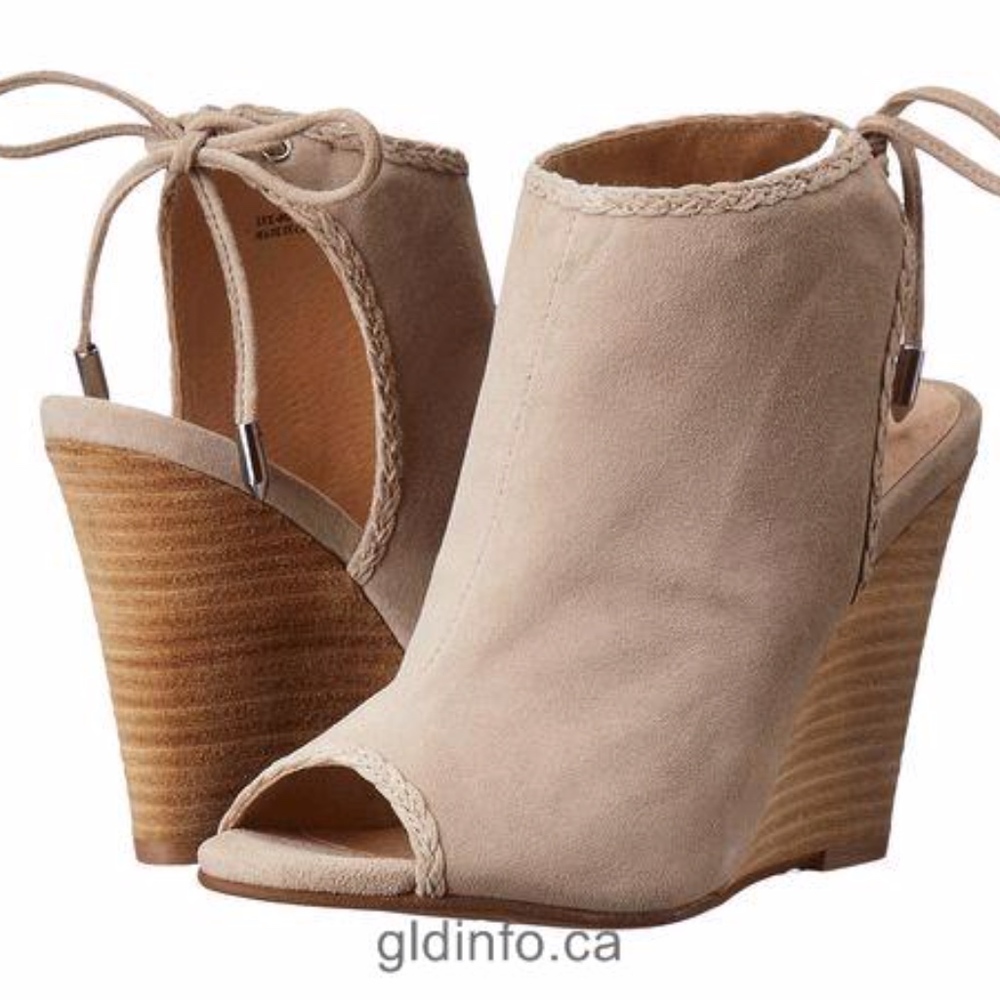 Kristin Cavallari x Chinese Laundry Larox Wedge